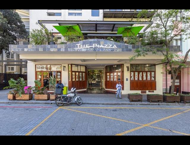 2 BEDROOM APARTMENT FOR SALE IN CAPE TOWN CITY CENTRE